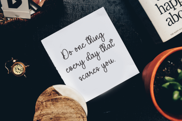 Grandma Calligraphy Font - Preview 2