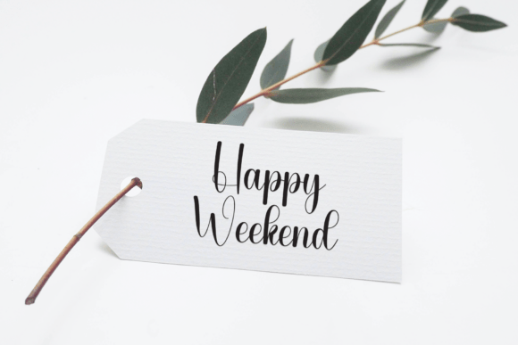 Good Monday Font - Preview 4