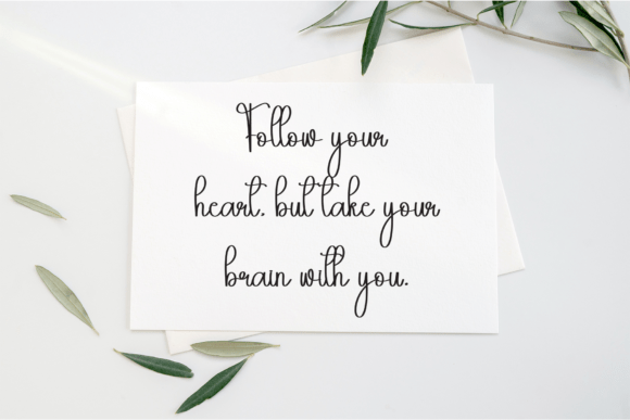 Greating Font - Preview 2