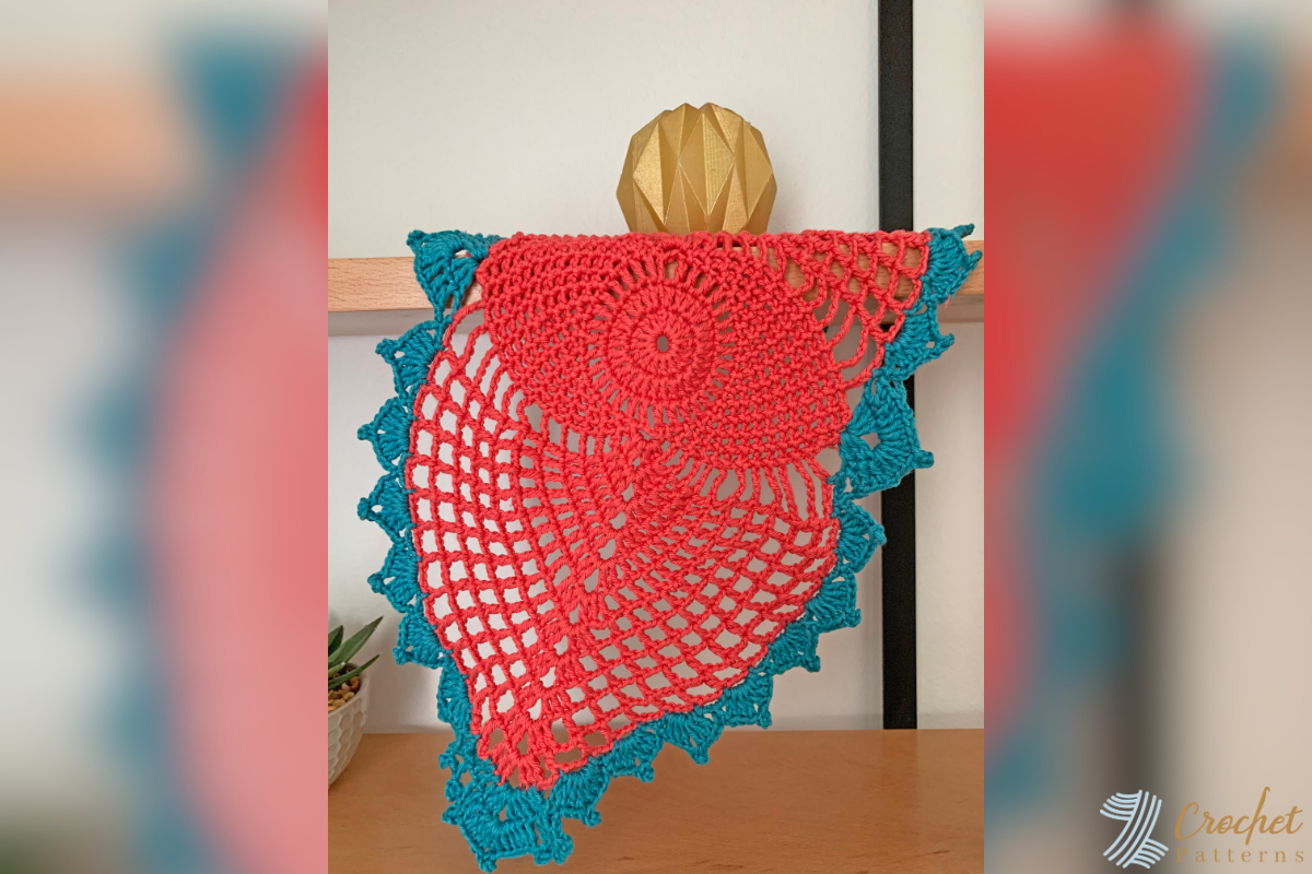 Two-Tone Pineapple Doily Crochet Pattern