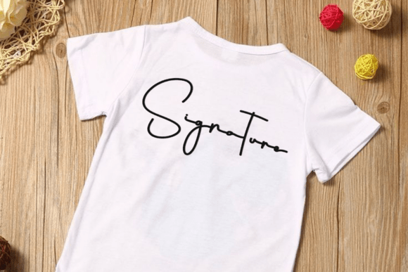 Lovely Handwrittern Font font preview - 3