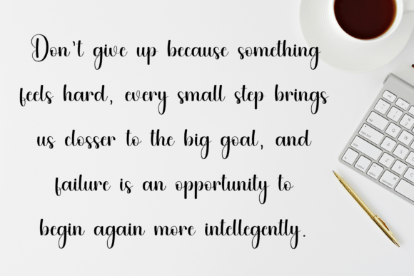 Hello September Font - Preview 5