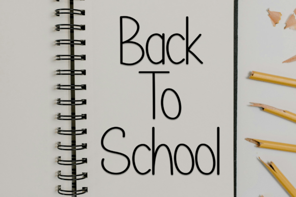 Cheerful September Font - Preview 2