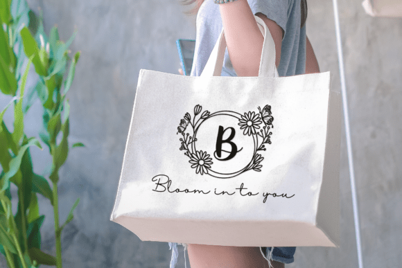 Blooming Elegant Font - Preview 3