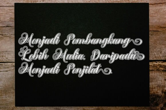 Auranytha Script Font - Preview 4