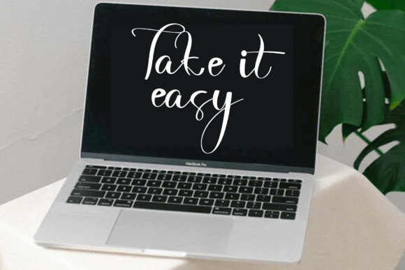 October Calligraphy Font PNG with transparent background - Preview 3
