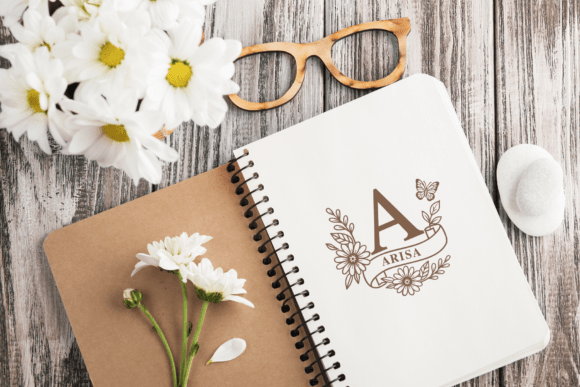 Daisy Flower Monogram Font - Preview 4