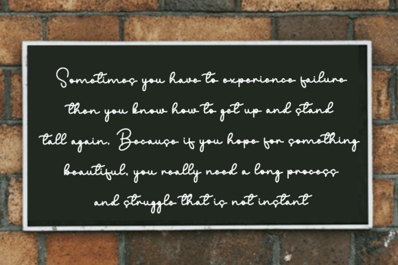 Encanting Christmas Font - Preview 5
