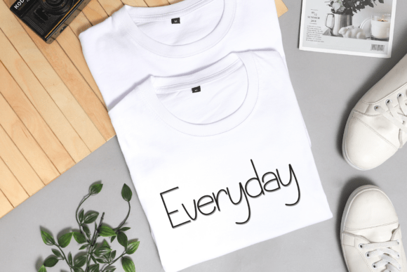 Holiday Christmas Font - Preview 1