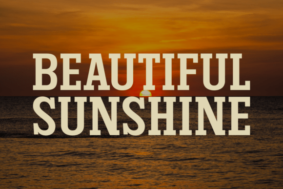 Kinger Solid Font - Preview 1