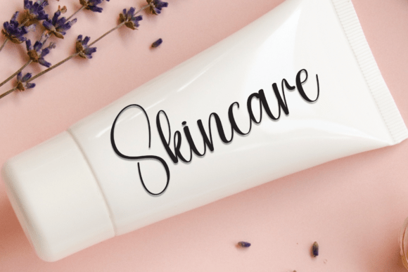 Hearting Font - Preview 1