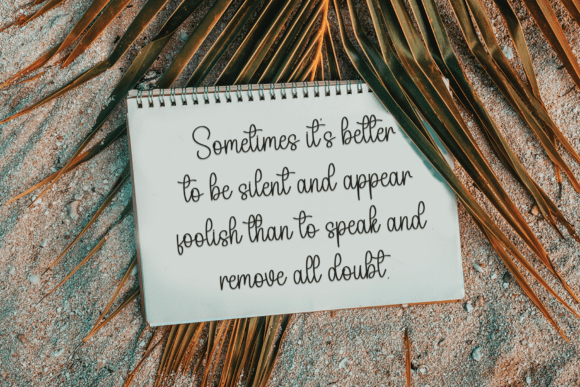 Groovy Font - Preview 3