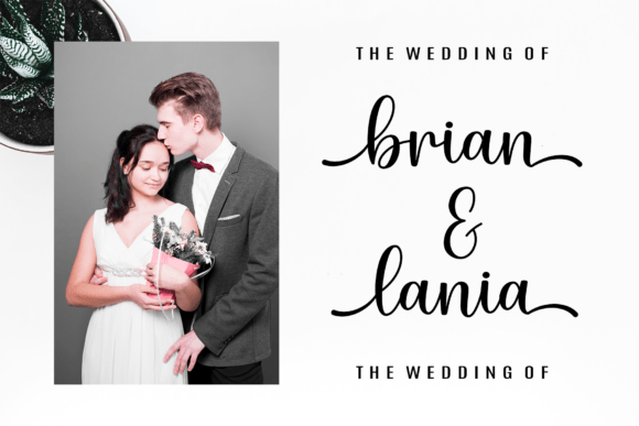 Family Holiday Font - Preview 1