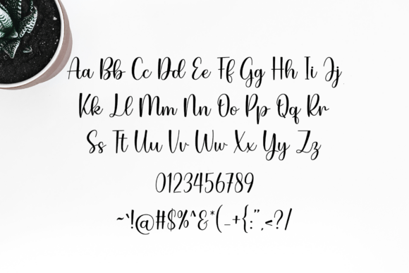 Family Holiday Font - Preview 5