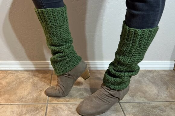 Crunch Leg Warmer Crochet Pattern