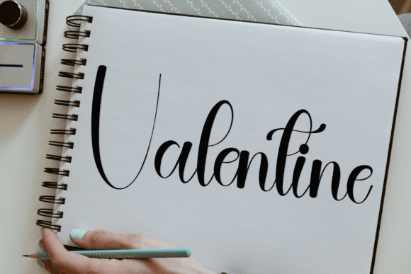 Ballpoint Santa Font - Preview 3
