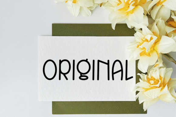Banana Amsterdam Font - Preview 3