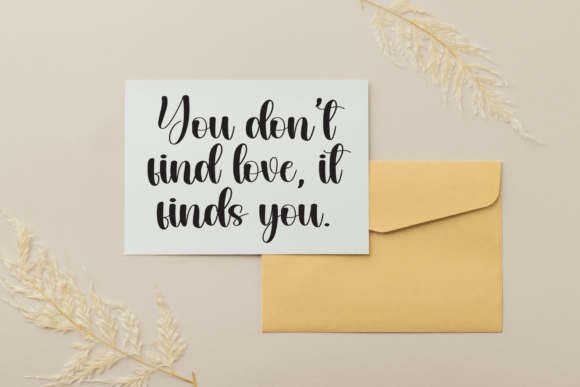 Gratefully Font - Preview 2