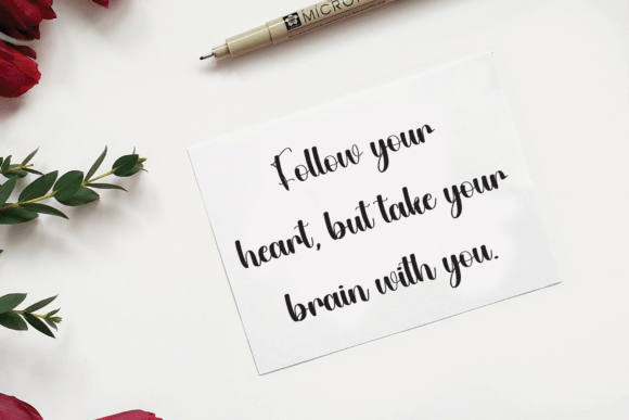 Bunting Font - Preview 2