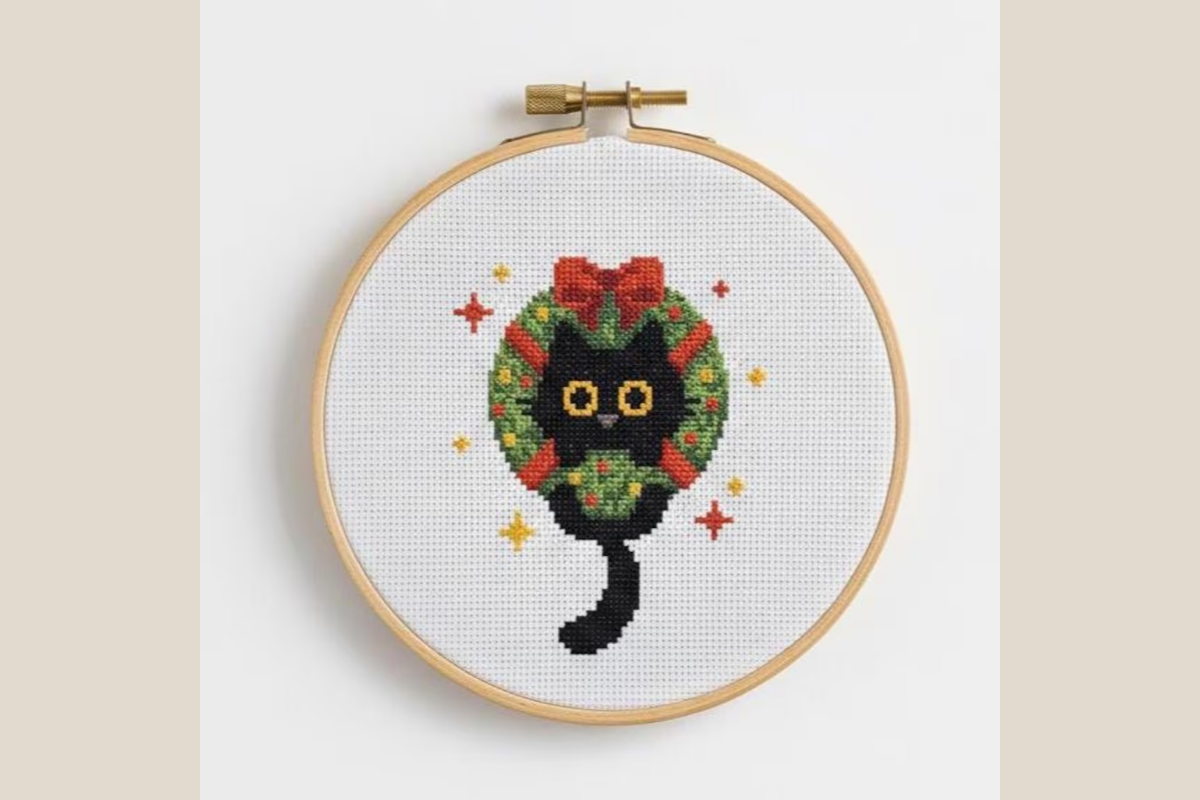 Cat Smal Christmas Cross Stitch Pattern