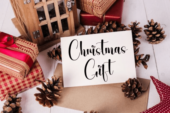 Amore Christmas Font - Preview 4