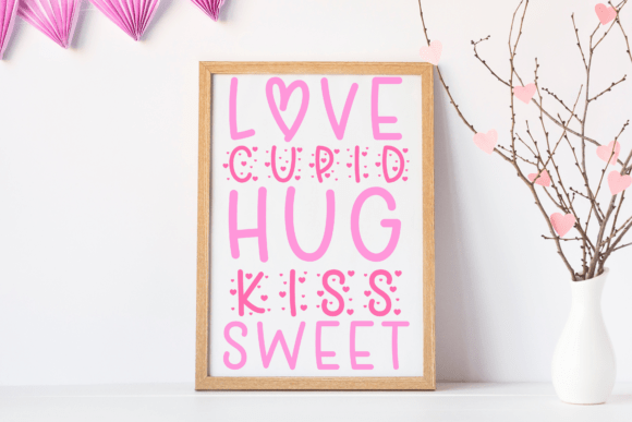 Heart Flurry Font PNG with transparent background - Preview 1