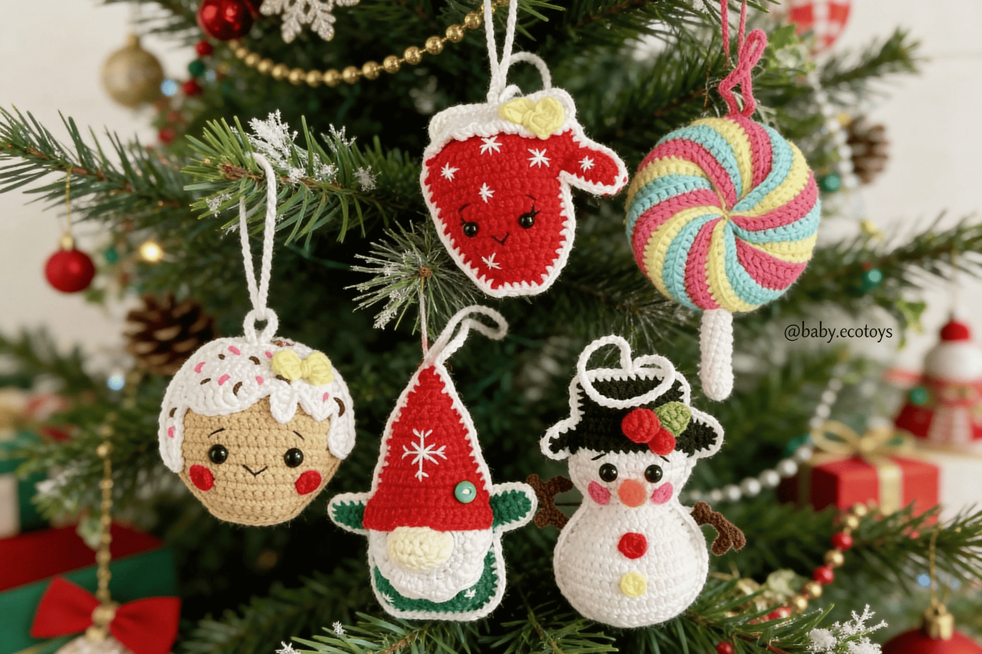 Christmas Crochet Ornaments Pattern
