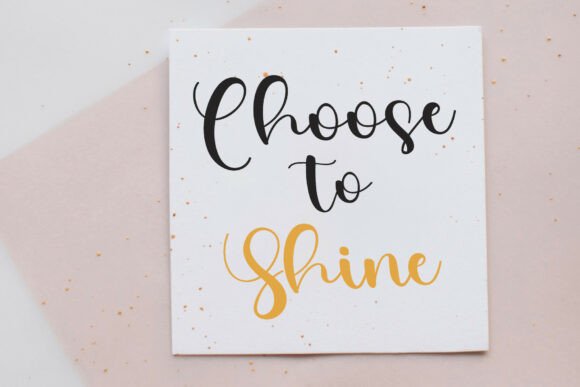 Candlelight Font - Preview 2