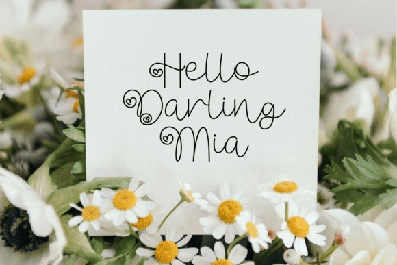 Butterfly Font - Preview 1