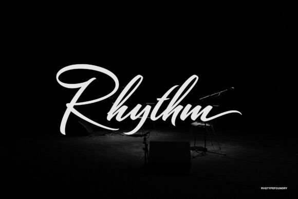 Chandy Signature Font - Preview 1