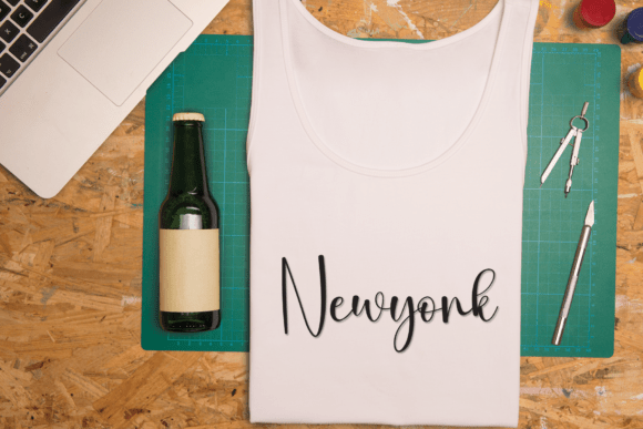 Delightful Font - Preview 4