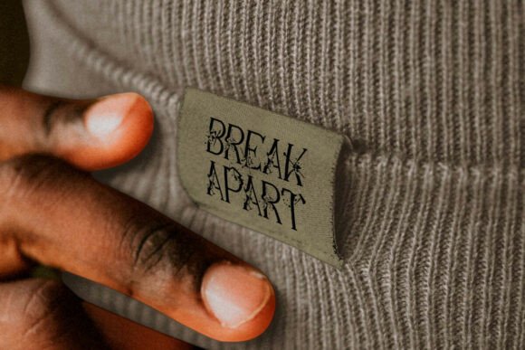 Break Apart Font - Preview 1