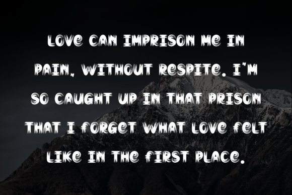 Haunted Dream Font - Preview 5