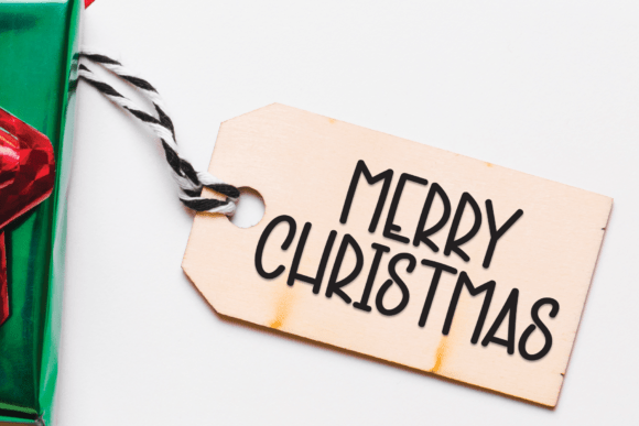 Holiday Minimalist Font - Preview 4