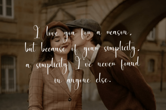 Bridgerton Font - Preview 4