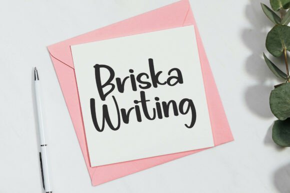 Breaky Display Font - Preview 1