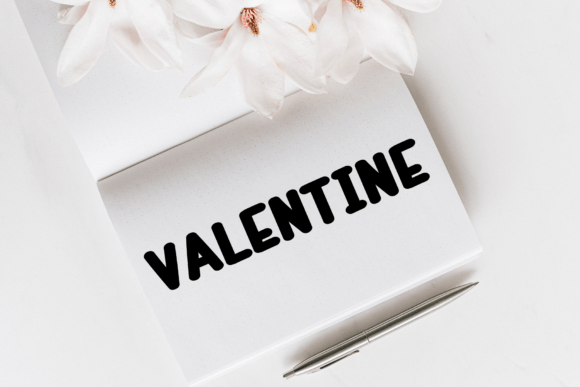 Book Valentine Font - Preview 1