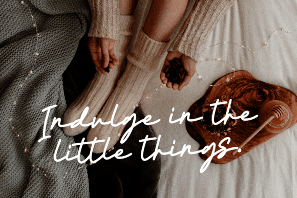 Auttens Font - Preview 4