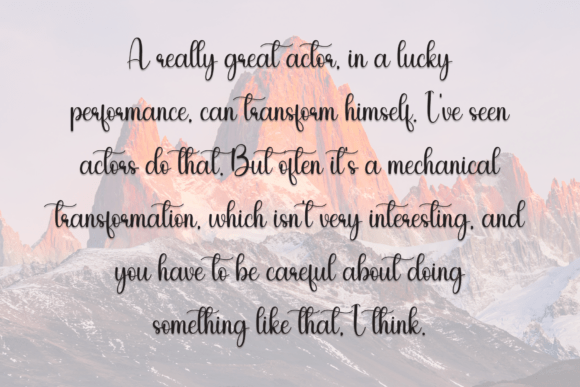 Beautysanta Font - Preview 5
