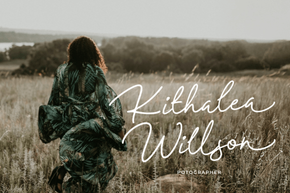 Collins Hearthfield Font - Preview 1