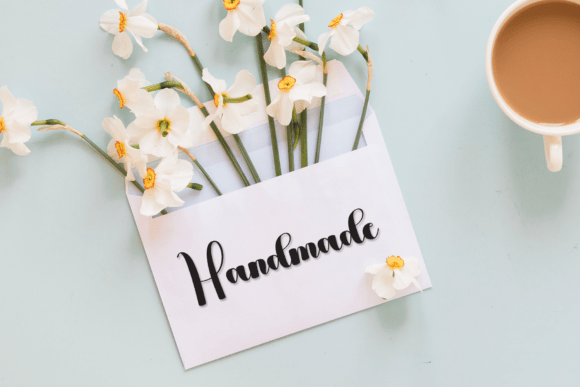 Family Font - Preview 3