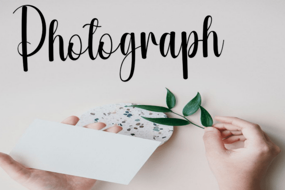 Jinglebell Font - Preview 2