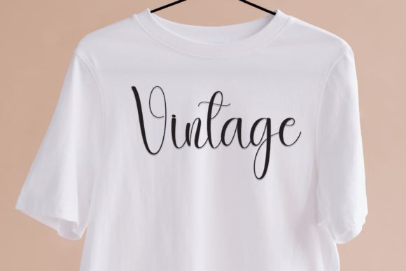 Britney Font - Preview 1