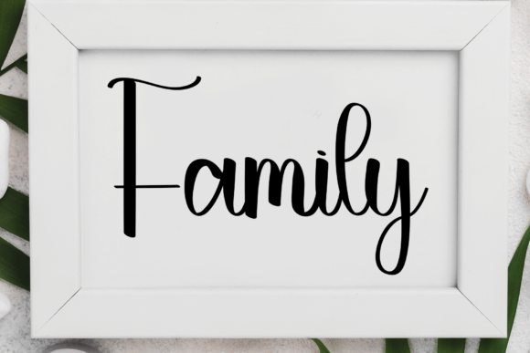 Handmade Valentine Font - Preview 3
