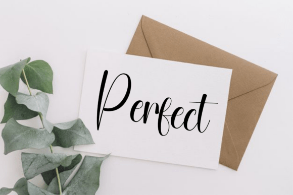 Amanda Font - Preview 3
