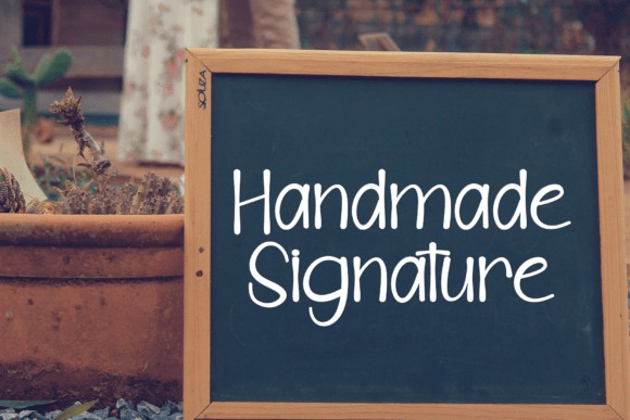 Sidewalk Notes Font font preview - 4
