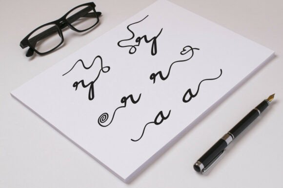 Ellisa Font - Preview 1