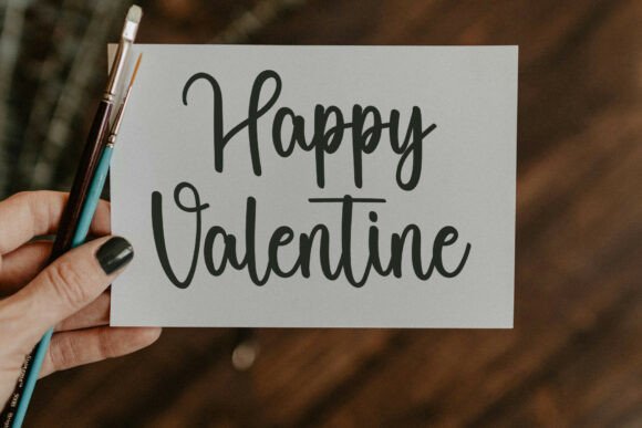 California Valentine Font - Preview 1
