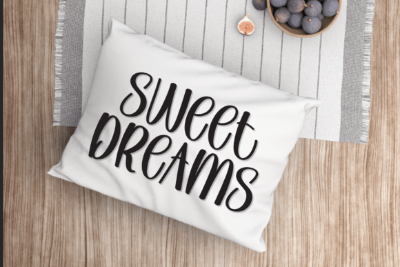 Frosty Somebody Font - Preview 4