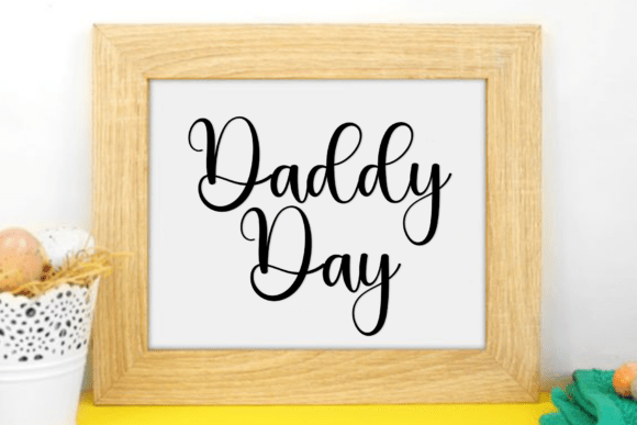 Birthday Gift Font - Preview 3